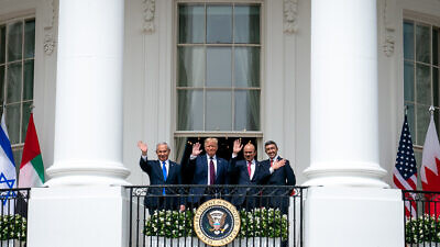 U.S. President Donald Trump, Bahraini Foreign Minister Abdullatif bin Rashid Al-Zayani, Israeli Prime Minister Benjamin Netanyahu and UAE Foreign Minister Abdullah bin Zayed Al Nahyani wave from the Blue Room balcony during the Abraham Accords signing on Sept. 15, 2020. Credit: White House/Tia Dufour.