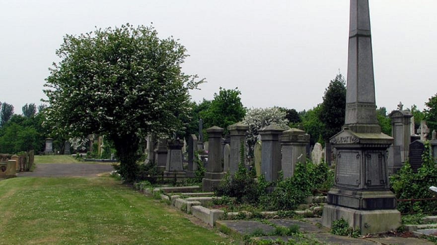 A view of Belfast City Cemetery. Credit: Wikimedia Commons.