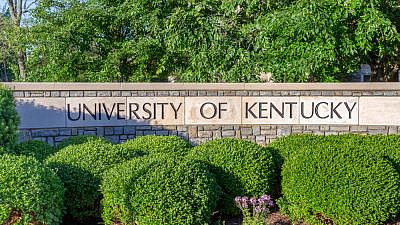 Entrance sign to the University of Kentucky. Credit: Ken Wolter/Shutterstock.