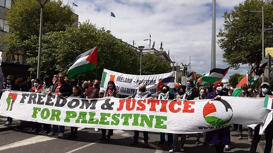 Anti-Israel protesters in Dublin, May 2021. Source: Ireland-Palestine Solidarity Campaign/X.