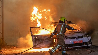 Arab riots in the central Israeli city of Lod, May 12, 2021. Photo by Yossi Aloni/Flash90.