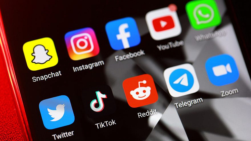 Social-media icons. Credit: TY Lim.