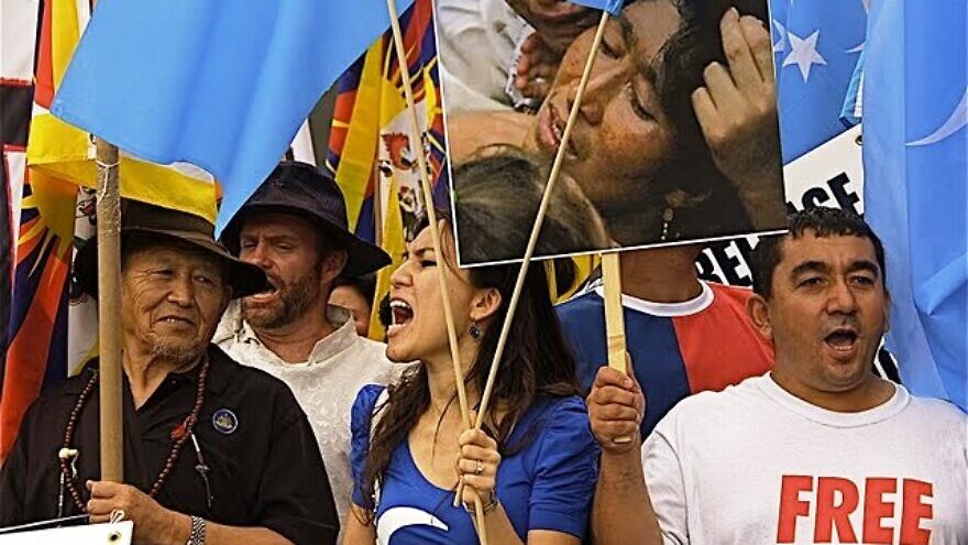 Protesters at a climate summit sponsored by the United Nations, Sept. 25, 2014. Credit: Students for a Free Tibet.