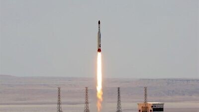 Irannian rocket launch on Dec. 30, 2021. Source: Tasnim News Agency.