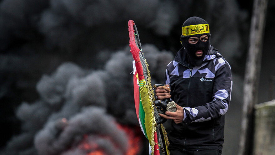 Clashes between Palestinians and Israeli security forces in the village of Kfar Qaddum, near Nablus, on Feb. 11, 2022. Photo by Nasser Ishtayeh/Flash90.
    