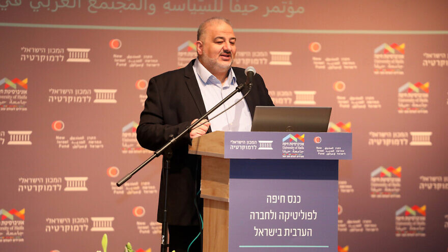 Ra'am Party leader Mansour Abbas speaks at University of Haifa’s Conference on Politics and Arab Society, April 5, 2022. Credit: Yaniv Kopel.