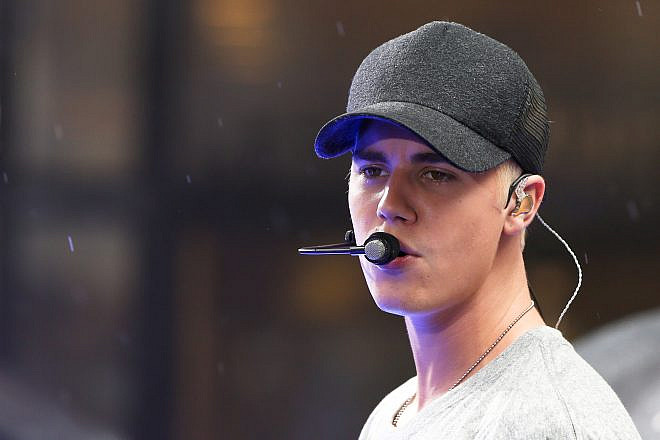 Justin Bieber performs on NBC’s “Today” show at Rockefeller Plaza on Sept. 10, 2015 in New York City. Credit: Debby Wong/Shutterstock.