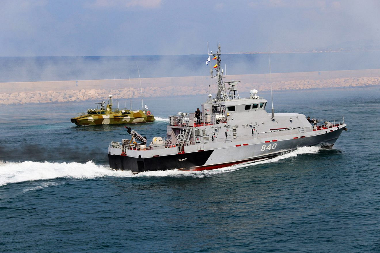 Russian naval vessels off the coast of Syria. Credit: Mil.ru.