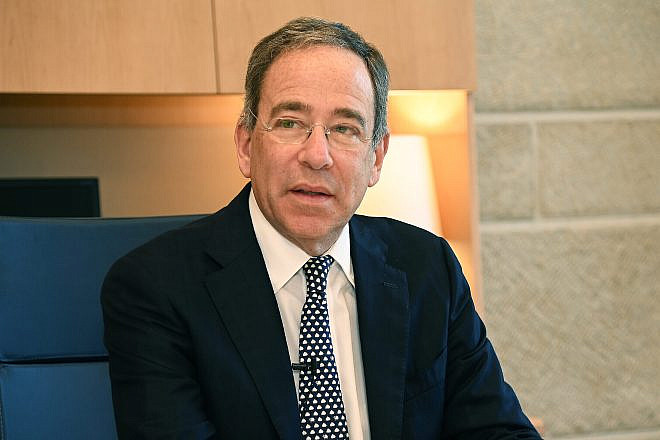 U.S. Ambassador to Israel Thomas Nides in his office, October 2022. Credit: David Azagury/U.S. Embassy Jerusalem.