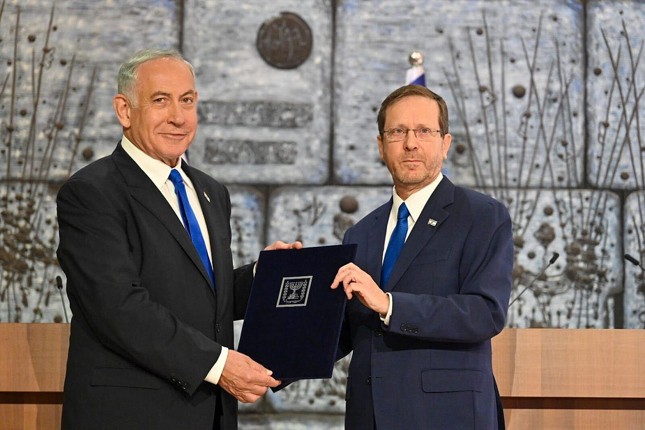 President Isaac Herzog tasks then-opposition leader Benjamin Netanyahu with forming a government, Nov. 13, 2022. Photo by Kobi Gideon/GPO.