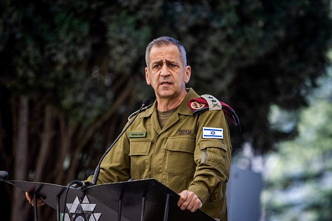 IDF Chief of Staff Lt. Gen. Aviv Kochavi attends a ceremony of the Aharai! Youth Program, at Mount Herzl in Jerusalem on June 17, 2022. Photo by Flash90.