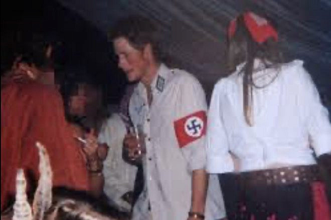 Prince Harry at a “Colonial and Native"-themed costume party in 2005. Source: Twitter.