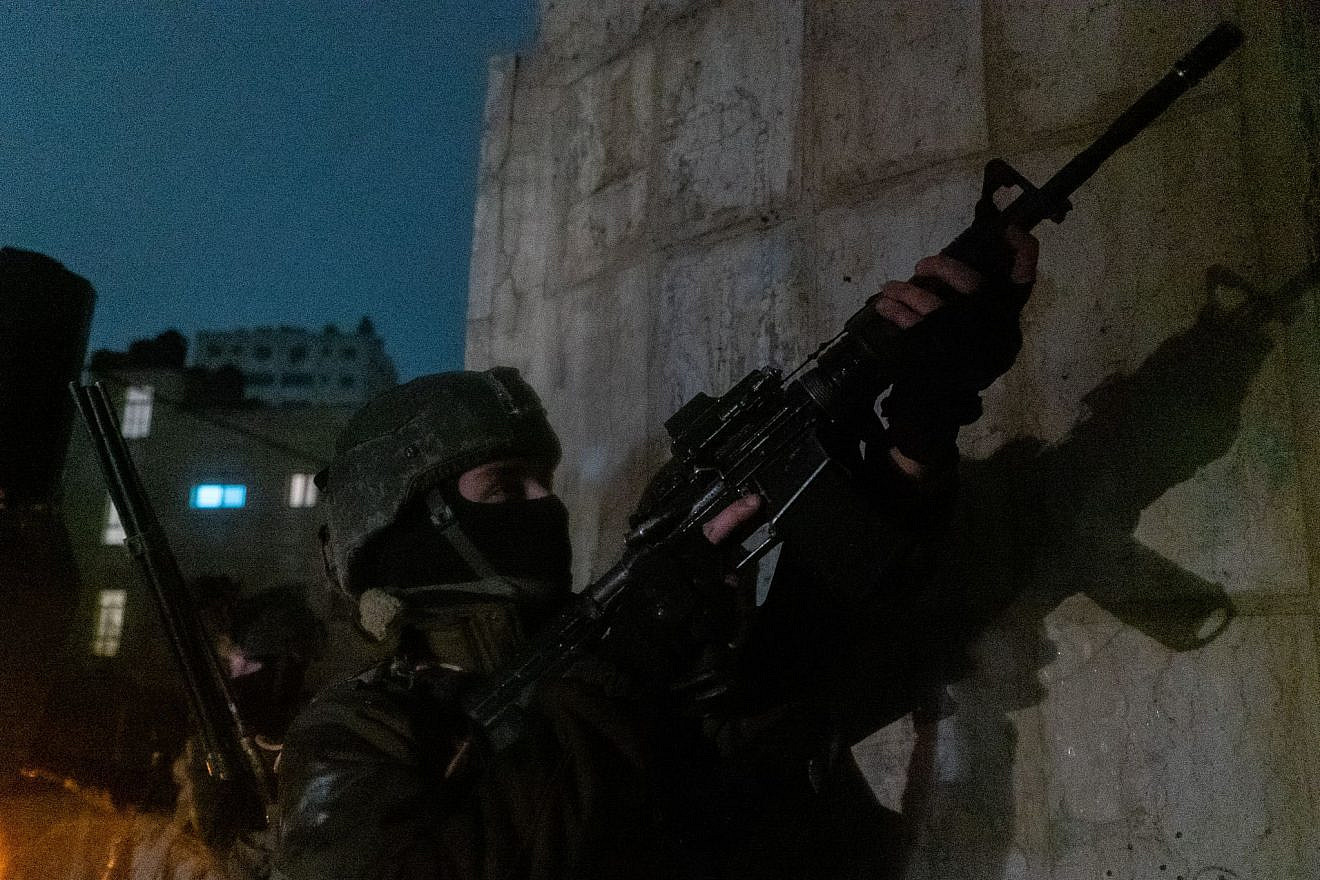 Soldiers take part in counterterror operations across Judea and Samaria, Feb. 6, 2023. Credit: IDF.