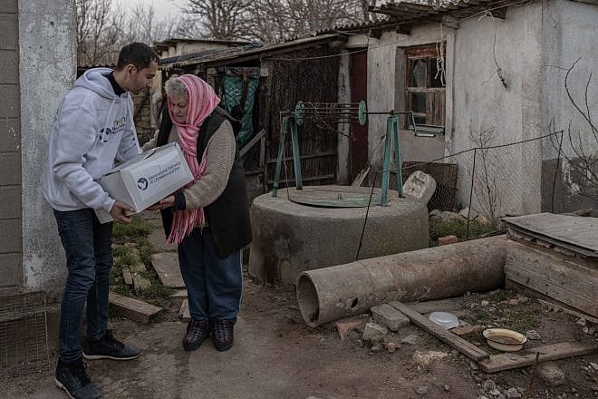 Jews in Ukraine in need of food, medical items and more receive aid from on-site volunteers supported by the International Fellowship of Christians and Jews, February 2023. Photo by Avishag Shaar-Yashuv.