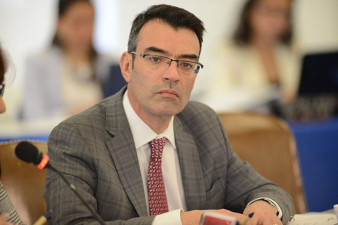 The Inter-American Commission on Human Rights Commissioner James Cavallaro, March 2014. Credit: Daniel Cima via Wikimedia Commons.