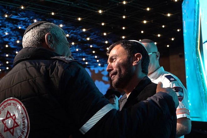 Former IAF pilot Noam Gershony meets Magen David Adom paramedic Shimon Eliyah Abitbul, March 26, 2023. Credit: MDA.