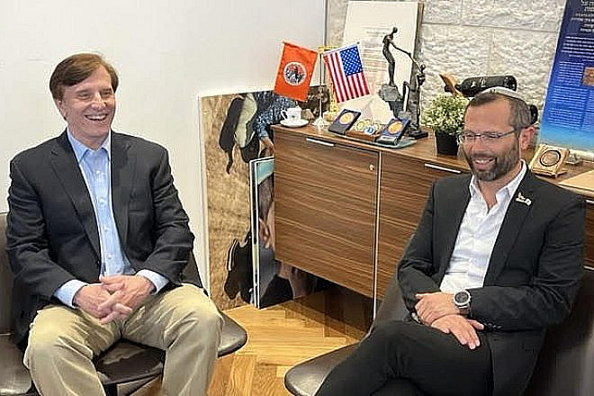 Dr. John Fleming (left) visits with Binyamin Regional Council chairman Israel Ganz, March 23, 2023. Credit: Courtesy.