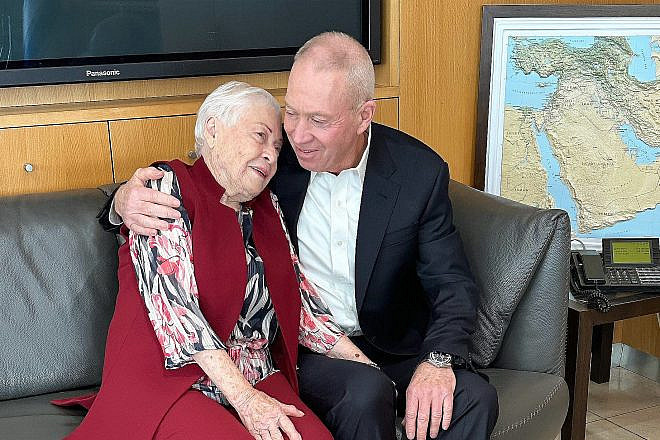 Israeli Defense Minister Yoav Gallant and his mother, Fruma Gallant. Source: Twitter.