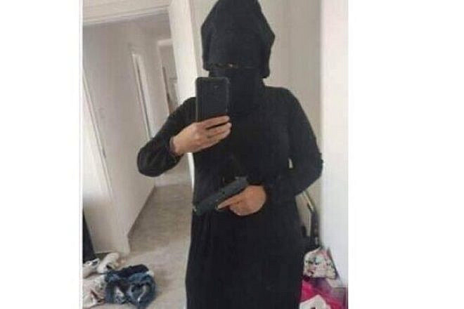 The Jewish woman dressed as an Islamic terrorist and charged an army checkpoint in a "suicide by cop" scenario on May 9, 2023. Courtesy.