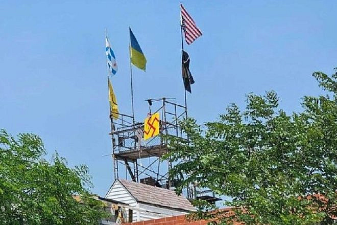 A SWAT team found a man dead on a roof in Chicago’s Humboldt Park neighborhood on June 2, 2023. Source: Twitter.