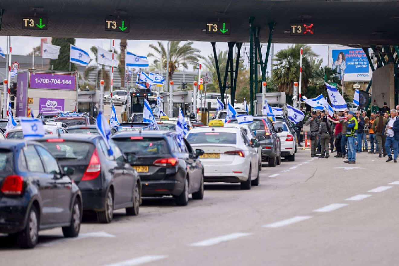 Israelis protest at Ben-Gurion International Airport against the government's judicial reforms on March 15, 2023. Photo by Erik Marmor/Flash90.