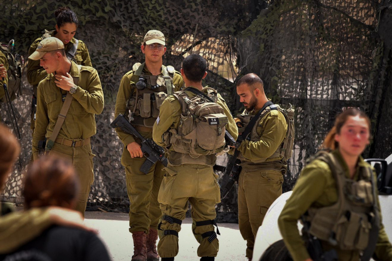 Israeli soldiers and rescue personnel at the IDF's Mount Harif Base near the border with Egypt, June 3, 2023. Photo by Dudu Greenspan/Flash90.