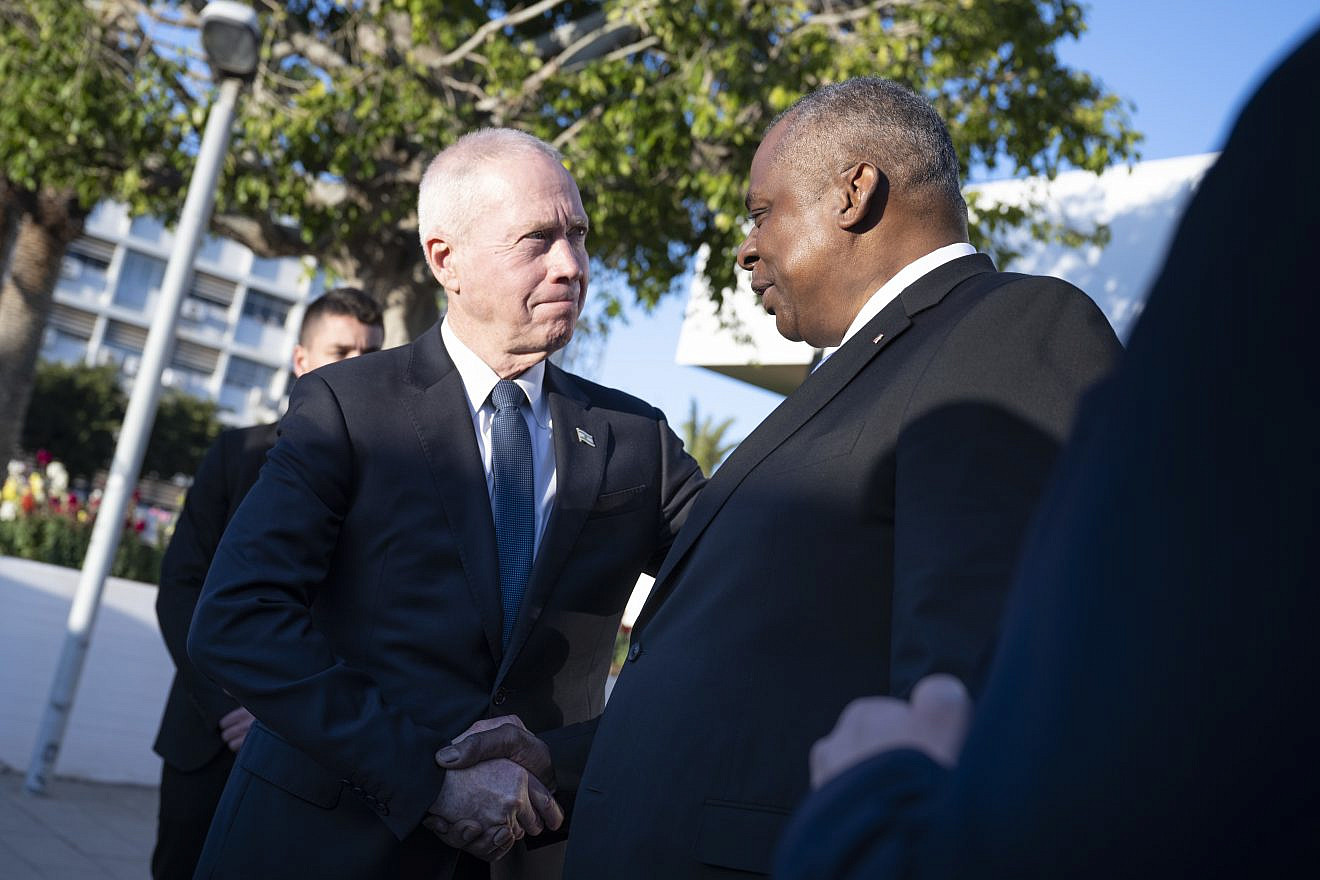 Israeli Defense Minister Yoav Gallant (left) meets with U.S. Defense Secretary Lloyd Austin in Tel Aviv on March 9, 2023. Photo by U.S. Navy Petty Officer 2nd Class Alexander Kubitza/DoD.