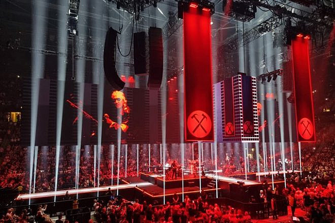 Roger Waters at a concert in Manchester, England, on June 10, 2023. Source: Twitter.