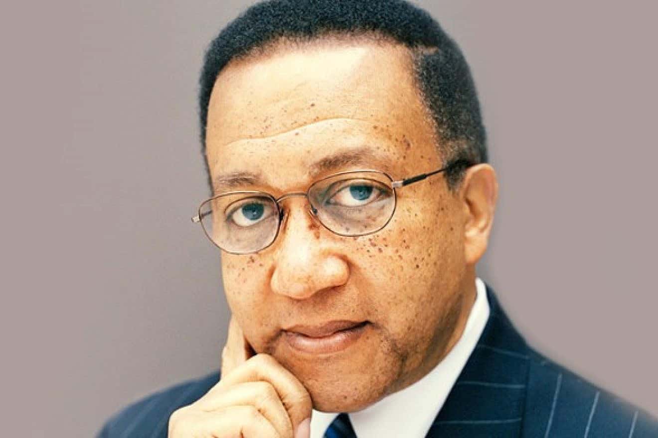 Former Executive Director of the NAACP Ben Chavis. Photo: MeetDrBen/Wikimedia