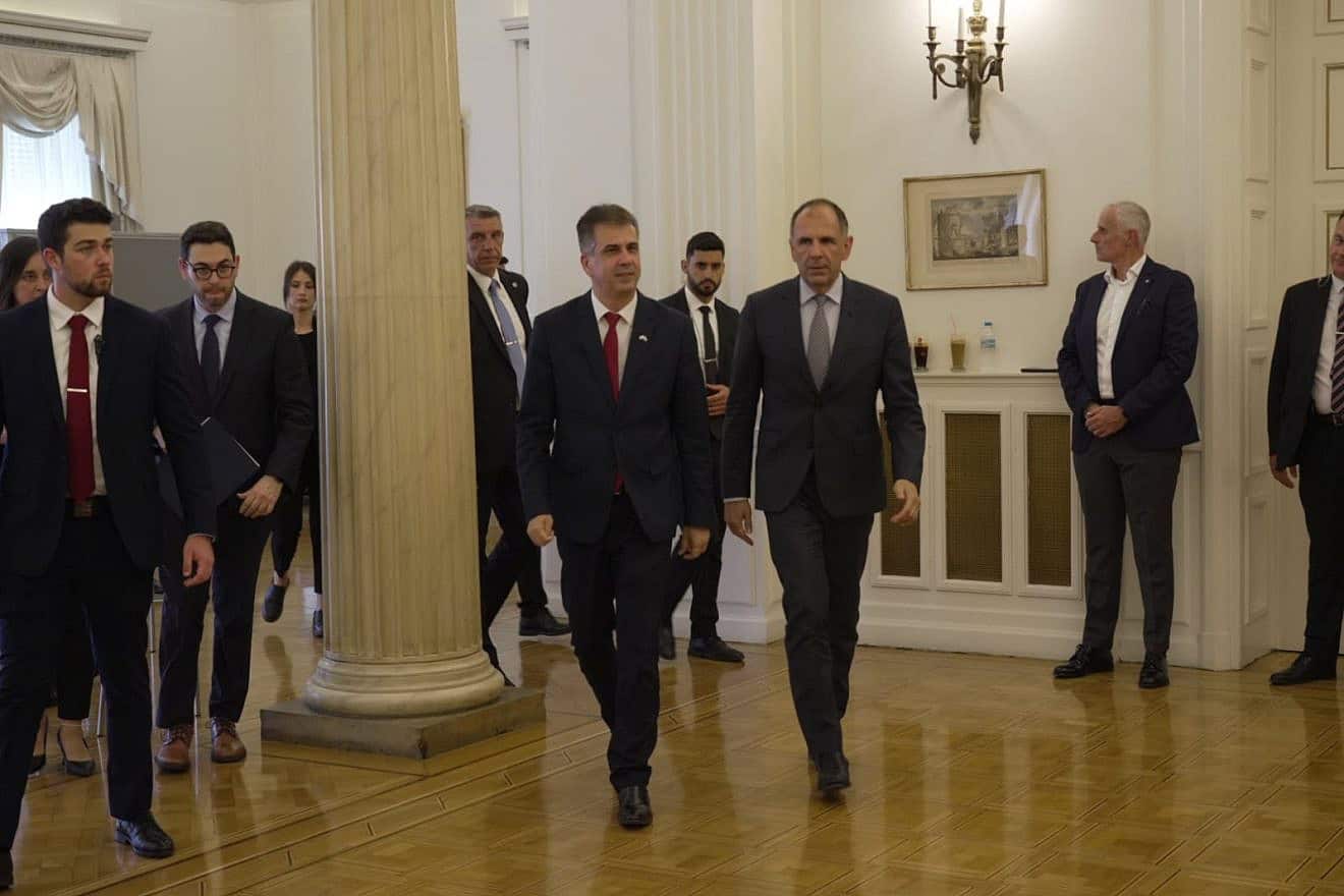 Israeli Foreign Minister Eli Cohen (center) and Greek Foreign Minister Giorgos Gerapetritis (to Cohen's right) meet in Athens, July 6, 2023. Photo by Kitas Christos.