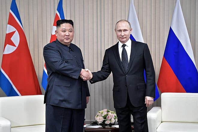 North Korean leader Kim Jong-un meets with Russian President Vladimir Putin on April 25, 2019. Credit: Kremlin Presidential Press and Information Office via Wikimedia Commons.