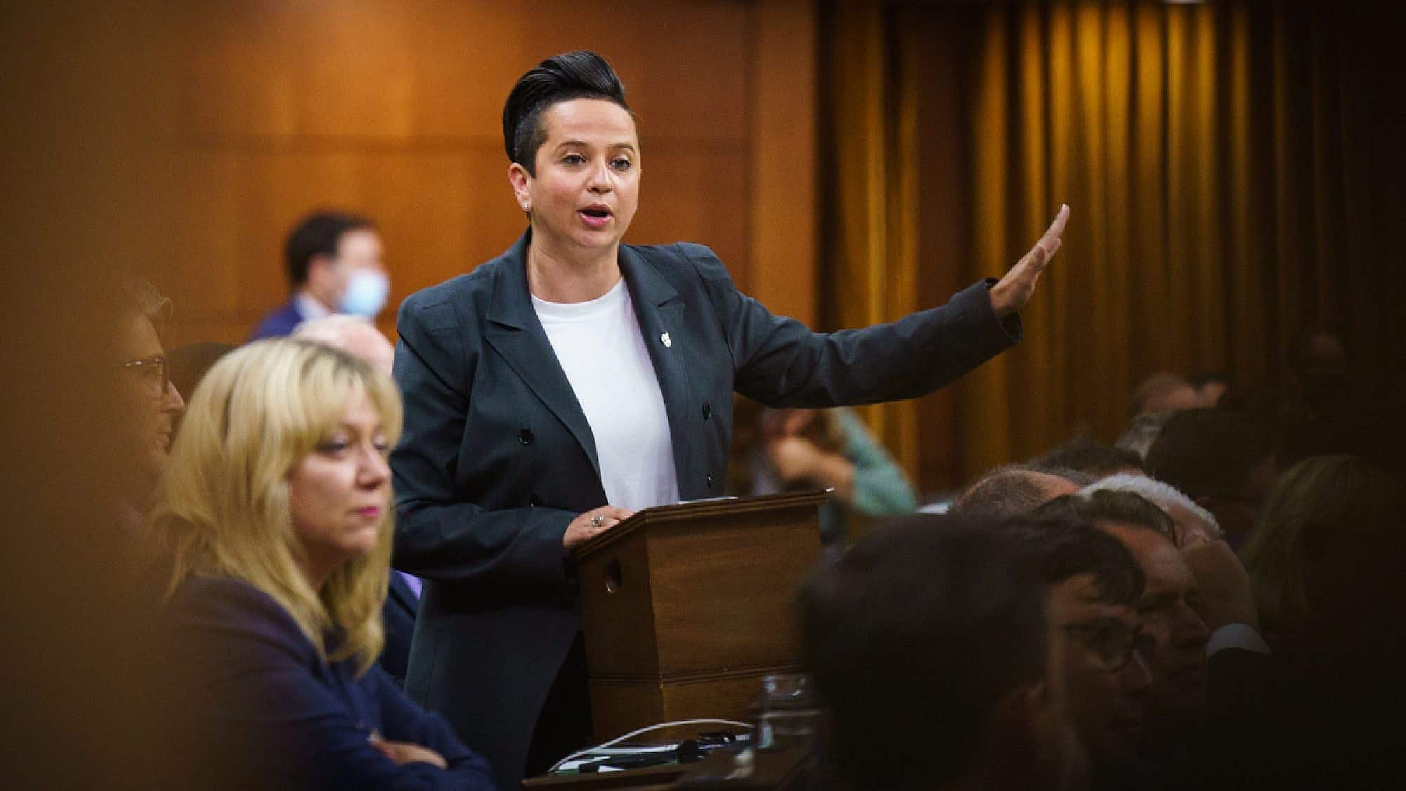 Melissa Lantsman stands up to speak in the Chambre in Ottawa during Question Period on June 23, 2022. Credit: HOC-CDC. Bernard Thibodeau/House of Commons Photo Services.