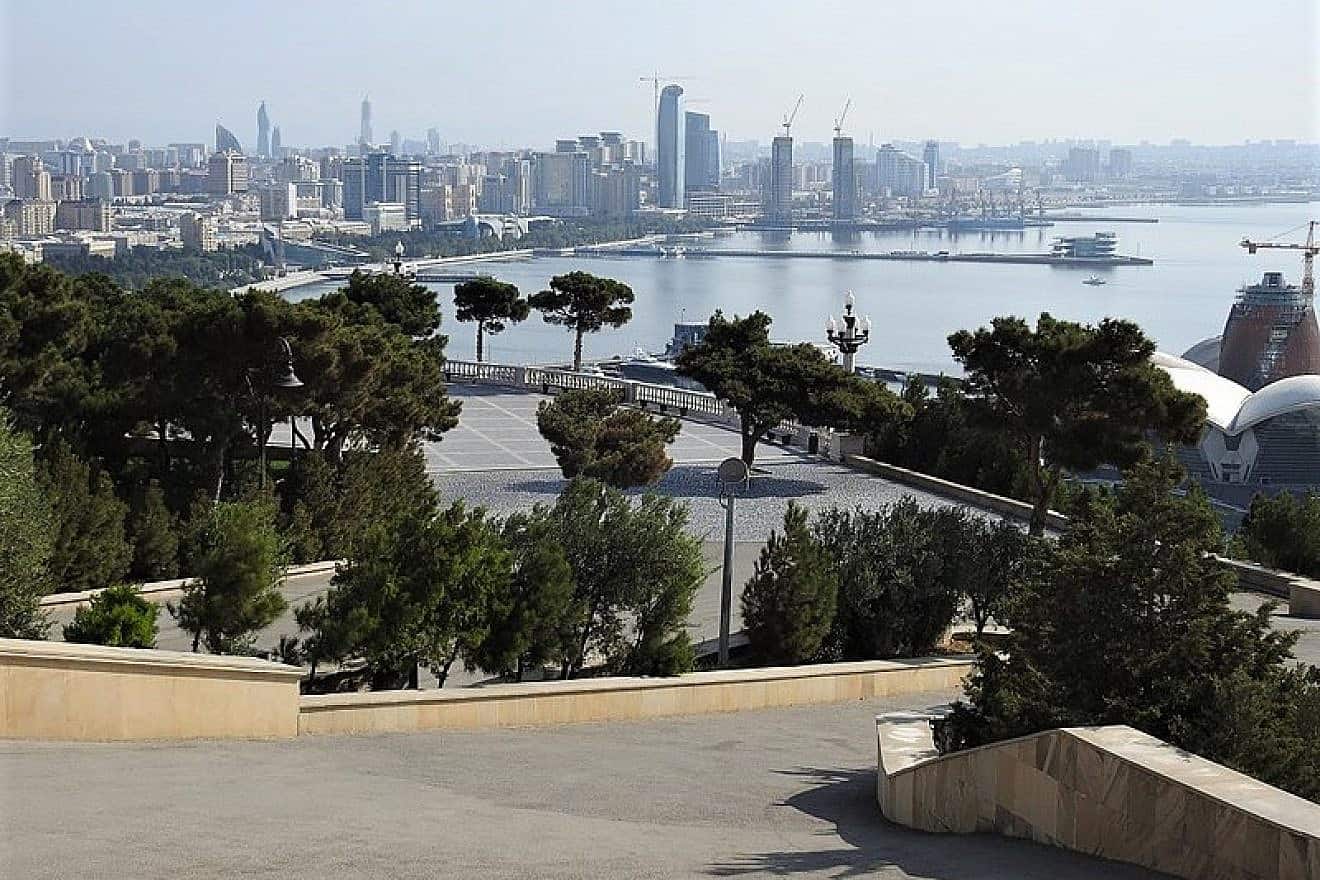 The port of Baku, Azerbaijan, on the Caspian Sea. Credit: Shankar S. from Dubai, United Arab Emirates, via Wikimedia Commons.