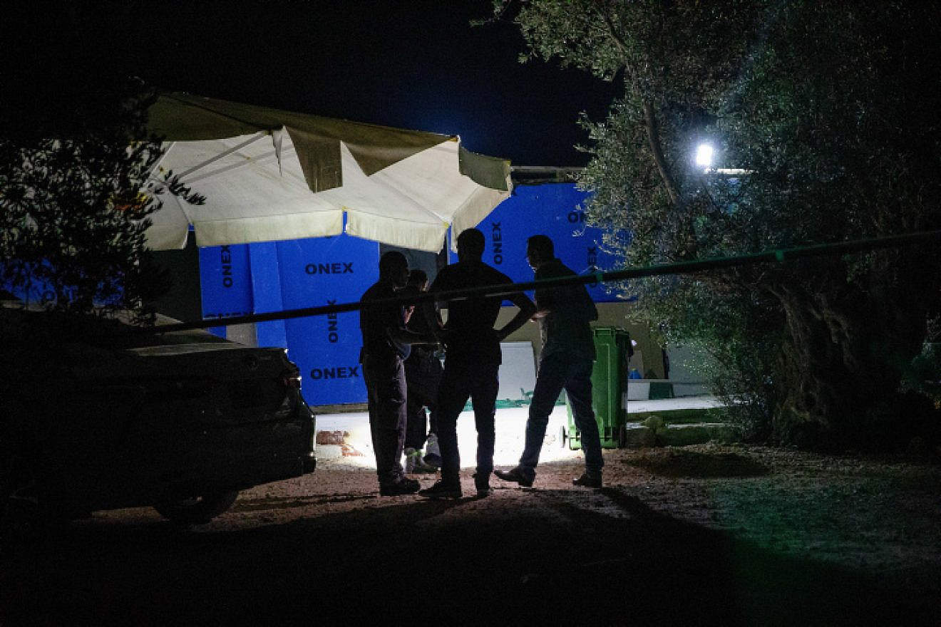 Police at the scene where four men were shot dead in the Arab Town of Abu Snan, northern Israel, Aug. 22, 2023. Photo by Shir Torem/Flash90