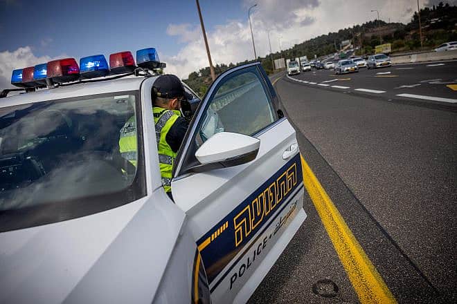 A Israeli Traffic Police officer, July 10, 2023. Photo by Chaim Goldberg/Flash90.