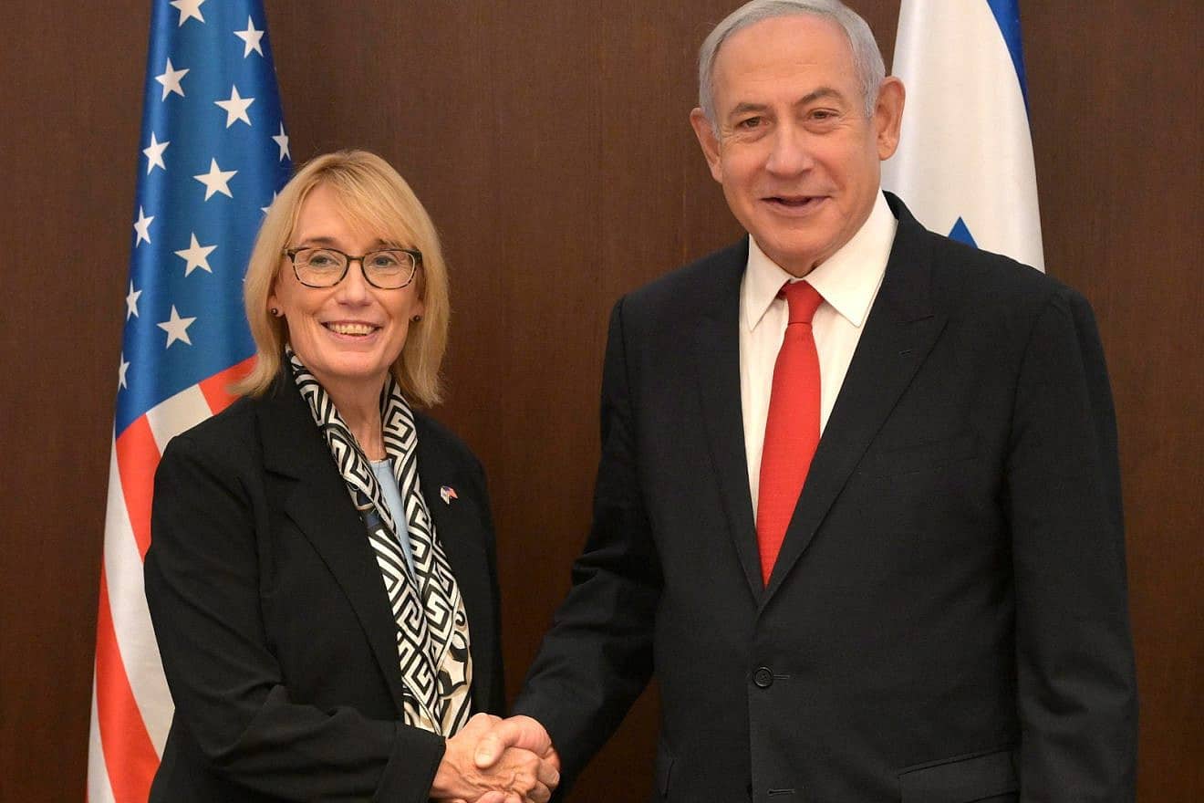 Israeli Prime Minister Benjamin Netanyahu meets with Sen. Maggie Hassan (D-N.H.) in Jerusalem on Aug. 27, 2023. Credit: Amos Ben-Gershom/Government Press Office, Israel.
