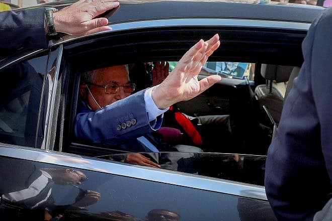 Palestinian Authority leader Mahmoud Abbas arrives to the Samaria city of Ramallah after his return from Berlin, Aug. 18, 2022. Credit: Flash90.