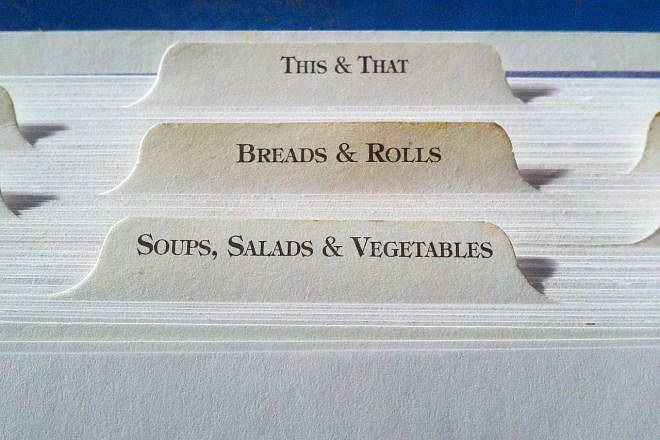 Recipe cards. Credit: Roy Guisinger/Pixabay.