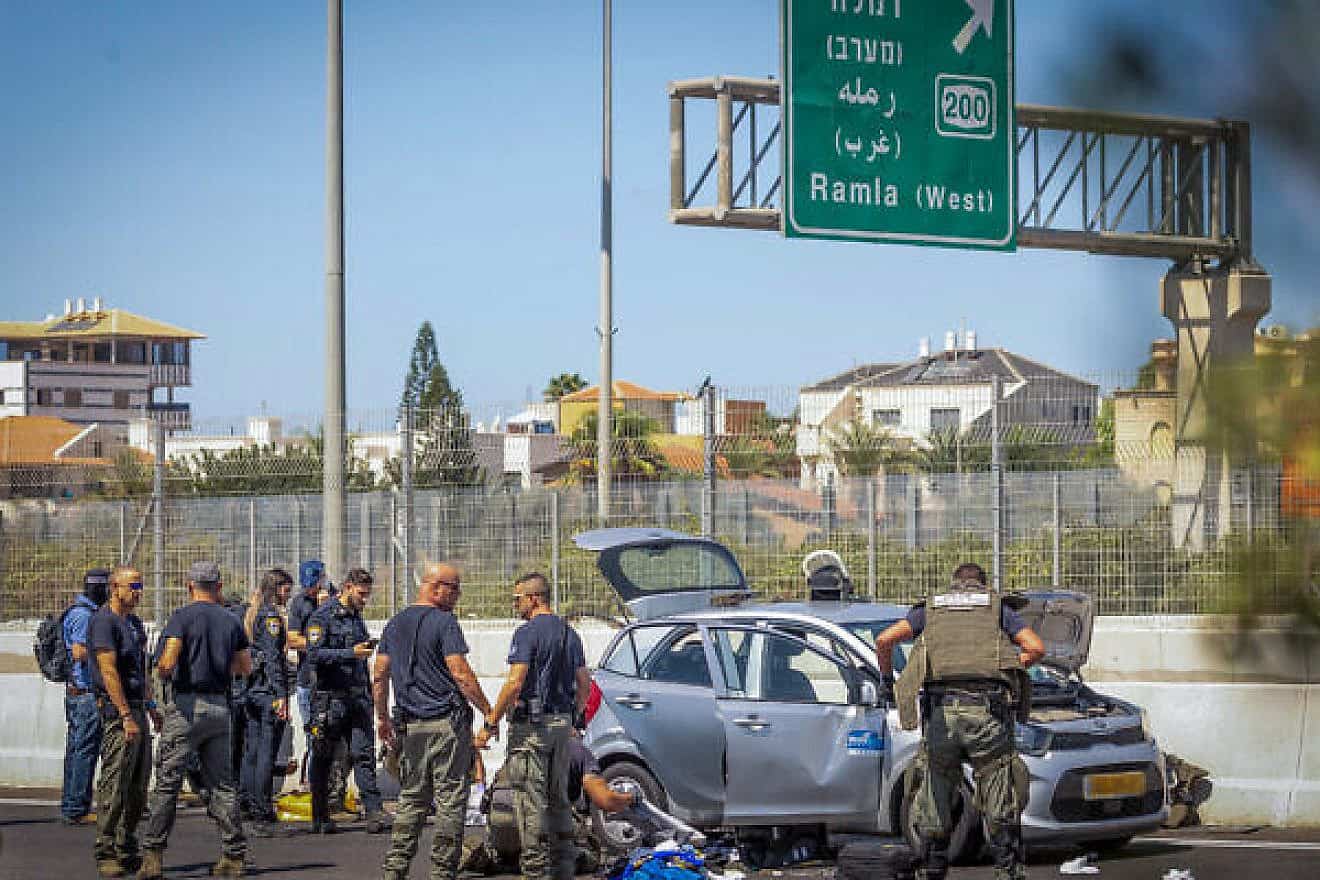 Two Palestinians were arrested on a highway close to Ramle, east of Tel Aviv, on Sept. 15, 2023. Photo by Yossi Aloni/Flash90.