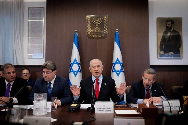Prime Minister Benjamin Netanyahu leads the weekly Cabinet meeting in Jerusalem, Sept. 27, 2023. Photo by Chaim Goldberg/Flash90.