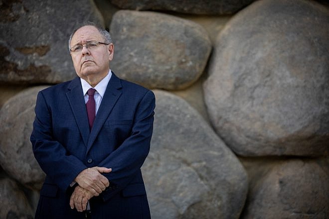Yad Vashem chairman Dani Dayan during a visit of Britain's Foreign Secretary James Cleverly to the World Holocaust Remembrance Center in Jerusalem on Sept. 11, 2023. Photo by Yonatan Sindel/Flash90.