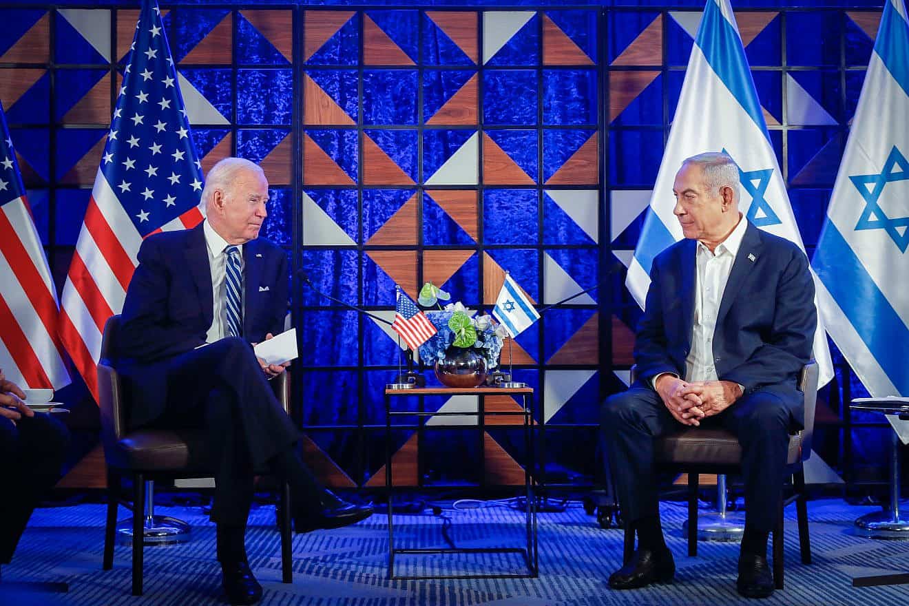 Israeli Prime Minister Benjamin Netanyahu meets with U.S. President Joe Biden in Tel Aviv, Oct. 18, 2023. Photo by Miriam Alster/Flash90.