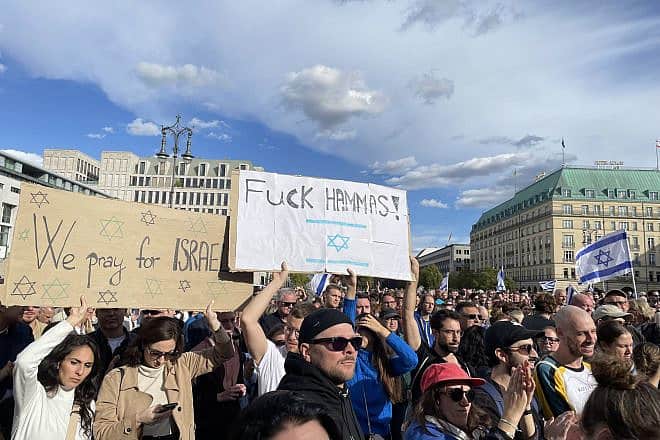 A pro-Israel rally in Berlin on Oct. 8, 2023. Photo by Orit Arfa.