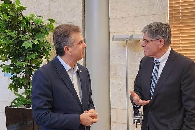 Israeli Foreign Minister Eli Cohen meets with U.S. Ambassador Jack Lew in Jerusalem, Nov. 7, 2023. Credit: Israeli Foreign Ministry.