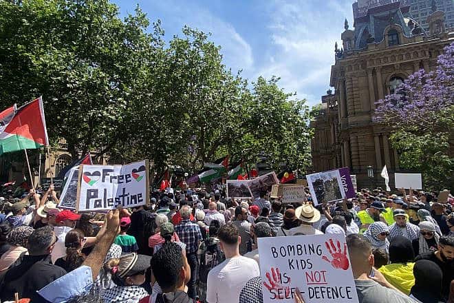 A pro-Palestinian protest in Sydney, Australia, on Oct. 21, 2023. Credit: Bookish Worm via Wikimedia Commons.