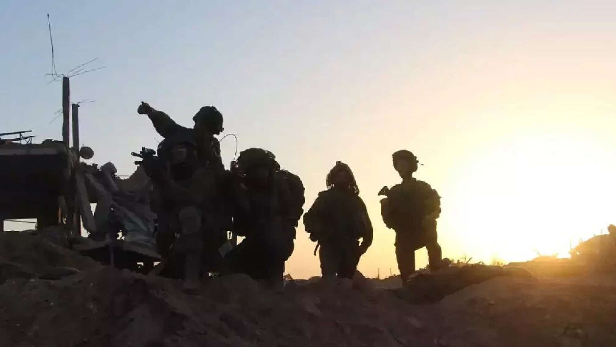 Israeli troops in the northern Gaza Strip, November 2023. Photo by Avi Cohen.