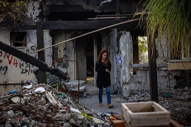 Amid the ruins of Kibbutz Be'eri after Hamas terrorists attacked, Dec. 20, 2023. Photo by Yonatan Sindel/Flash90.