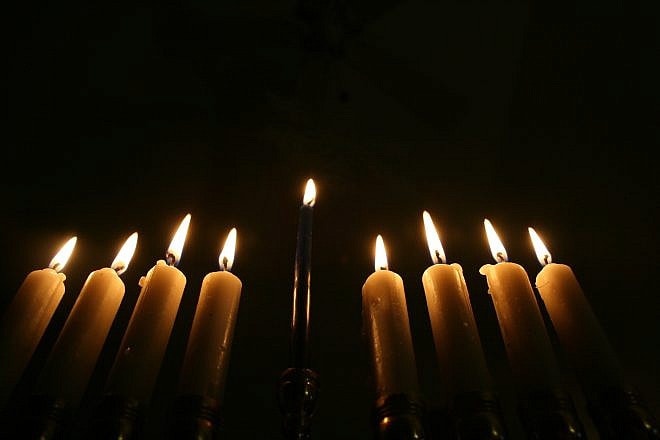 Chanukah menorah. Credit: Saildancer/Pixabay.