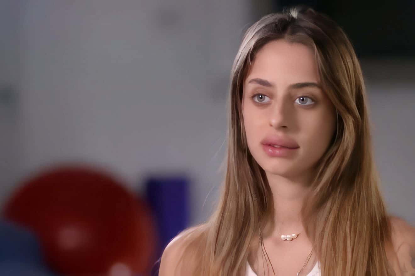 Mia Shem speaks with Israel's Channel 13 News. Source: Screenshot.
