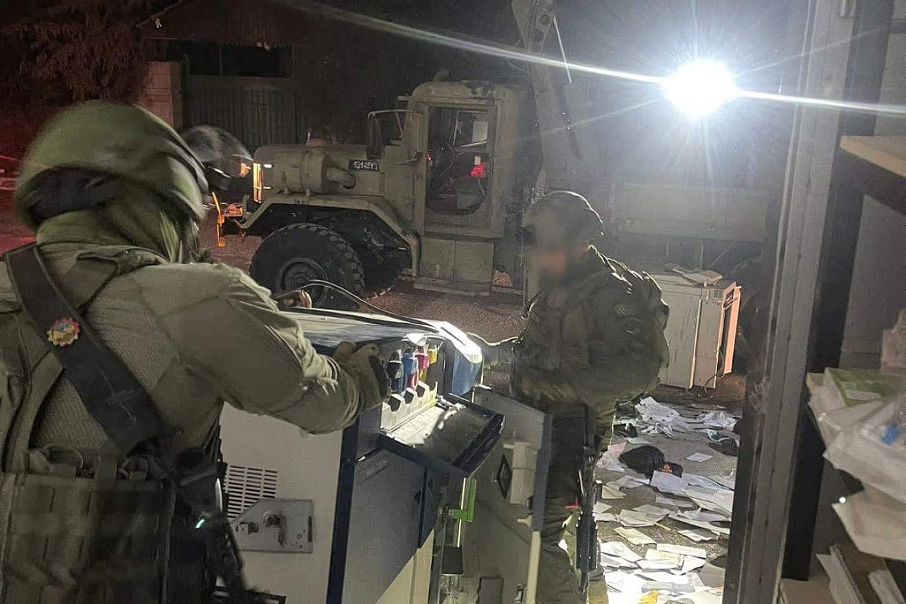 Israeli forces map a home for demolition in the Jenin camp belonging to Palestinian terrorist Ahmed Barakat, Dec. 4, 2023. Credit: IDF.